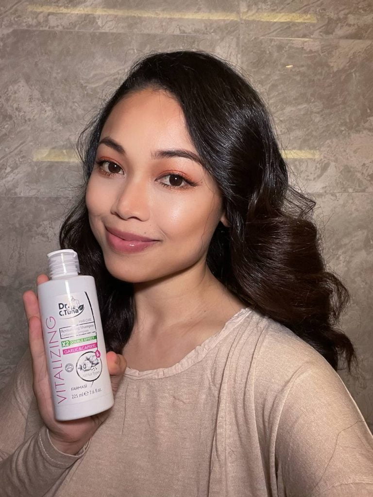 photo6235543192778943952